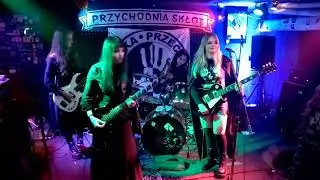Runaway Devils_Przychodnia Squat_Warszawa_2023-12-02