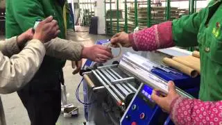Semi-automatic aluminum foil rewinding machine