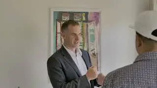 See the excitement as 14 Arcadia Ave Lake Munmorah sells under the hammer