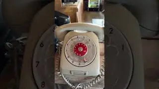 Call me ☎️ #dalv&iacute;k #iceland #pub