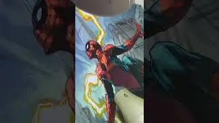 Simone Bianchi paints Spider-Man on the gargoyle live