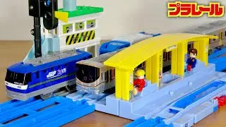 すごく良い駅が新登場！プラレール J-11 つなげよう くみかえプラレール駅 長いホームや複線レイアウト 3パターン楽しめる楽しい駅☆ そして18年お疲れ様です！信号所 新旧共に素晴らしい☆