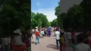 Big crowd in front of tajmahal gate Agra | Free visit  #tajmahal #ajadike75saal