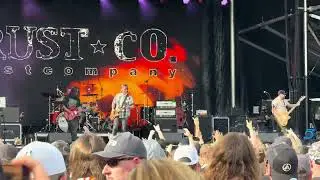 TRUSTcompany (2025-05-10, Sonic Temple 2025) [4K HDR]