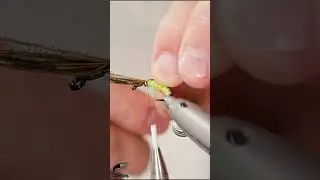 Суперэффективный узор куколки ручейника за 60 секунд! Мастер-класс по вязанию мушек. Вязание мушек для начинающих.