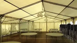 Zeltverleih Mutz Festzelt 9x15m mit Mobiliar Innenansicht