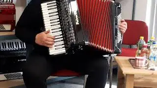 Klangprobe Akkordeon Polverini 37/96/11/5/IV/V Musette