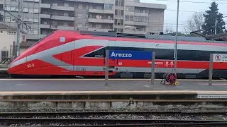 Vari transiti alle stazioni Toscane in Dorsale  di Arezzo, Bucine e Laterina.Con colpaccio iniziale!