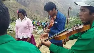 conjunto paz verdadera en su 18 aniversario de la iglesia cristo en el peru carap pamparomas .