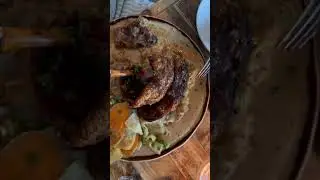 The happy pig🐽 #oslo #oslonorway #pig #meatlovers #restaurant #fyp #foryou #porkknuckle #food #vlog