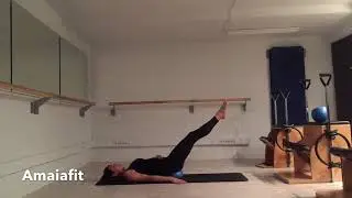 PILATES CON PELOTA PEQUEÑA