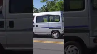 Van Stoppie 😱 @danny #stunt #comedy #jokes #funny #honda