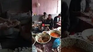 warung makan laris di pasar Sanggrahan pakis Magelang