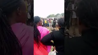 Angry mob justice storm church compound to eliminate dangerous gangsty