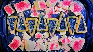 #crunchycrumbles #nexogymchalk & #triangle #glitterbombs #satisfying 