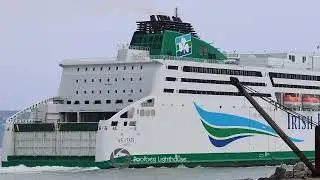 Poolbeg Lighthouse & Stunning Views of Dublin Port | Scenic Coastal Footage