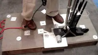 Flat Roofing - OMG Automatic plates and screws driver for single ply membrane.