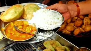 Kolkata famous Green Matar ki Kachori, Gulam Jamun and Lassi| Jain Brothers| Very Tasty Street food