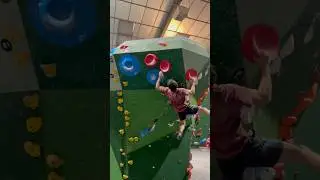 B13 bien sympa &agrave; block&rsquo;out Bordeaux #climbing #bouldering #escalade #block #sports #motivation