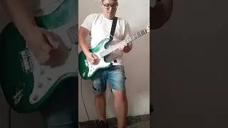 Guitar Improving 💜🇦🇷 #guitarcover #guitar #guitarra #guitarsolo