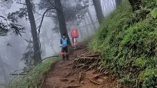 hiking sport