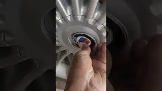 2010 BMW ALPINA WHEEL CENTER CAP REMOVAL#BMW #ALPINA #CENTERCAP
