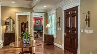 2810 Cherry Lane