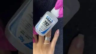 Consertei a unha que tinha quebrado