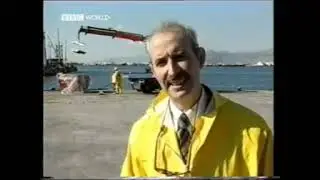 Cleaning oil spills with magnets   CLEANMAG