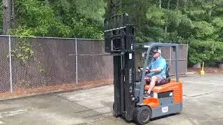 Monkey Wrench Brewing: Lot 21 - TOYOTA Electric Forklift 7FBEU15