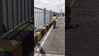 Emangnya Boleh Lewat Jembatan Suramadu ?