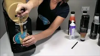 Gelita ice coffee pareparation with slush machine