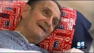 Arizona group provides harp music to patients for healing