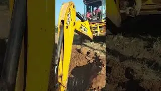#Earthmoving #IndustrialJobs #JCBExcavation #ConstructionWorker