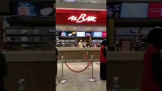 No one can serve better #friedchicken than #albaik the famous #fastfood chain of the Middle-East.