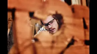 ACTORY LOGO-CARVING AT SCHULE F&Uuml;R HOLZBILDHAUEREI, BRIENZ
