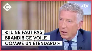 Marine Le Pen a-t-elle chang&eacute; de ton sur le voile ? Avec Philippe Ballard - C &agrave; vous - 19/04/2022