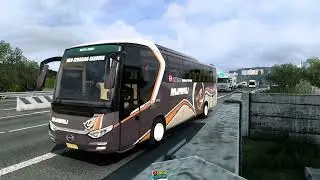 bus ugal ugalan sopir sess angkatan siang solo semarangg