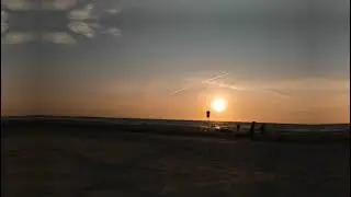 Sommer und Sonnenuntergang in Holland Scheveningen Ter heijde Nordsee direkt am Meer Nordsee
