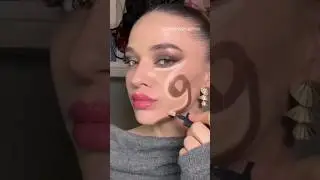 Viral Face Contour Hack 😱😨 #shorts #youtubeshorts #makeup #makeuphacks #facecontour #contour #hack