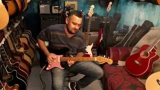 FOUNDER ELECTRIC CUSTOM STRATOCASTER 70'S JAPAN