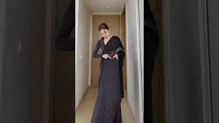 Bollywood retro-style drape ✨ #sareedrape #sareedraping #sareedrapetricks #sareelook