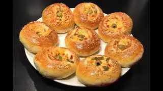 RECETTE  DE PETITS  PAINS FACILES LES PETITS PUITS AU THON ET AU POIVRON