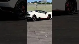 INSANE SOUND! LAMBORGHINI HURACUN PERFORMANTE SYPDER FLAT OUT AT CAR SHOW! #shorts #viral #trending