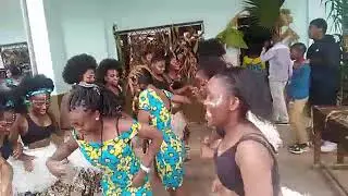 Retour aux sources au coll&egrave;ge Jean Tabi de Yaound&eacute;- v02(1)