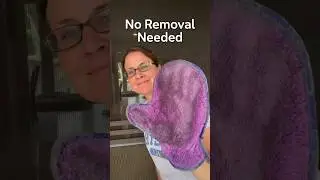 Hack to Clean Your Screens without taking them down! Use the Norwex Dusting Mitt!