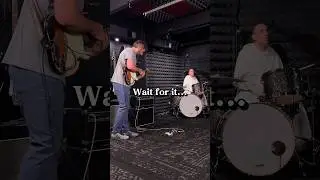 🤯 EPIC Drum Solo Improv & Guitar!