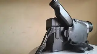 Panasonic Palmcorder | VHS-C Movie Camera.| Model No. RX18 Non Company Spon