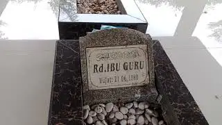 #spiritziarah #makamwali Makam Wali di Desa Cikao Bandung Jatiluhur.