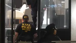Triple shooting inside apartment leaves 1 dead, 2 others wounded